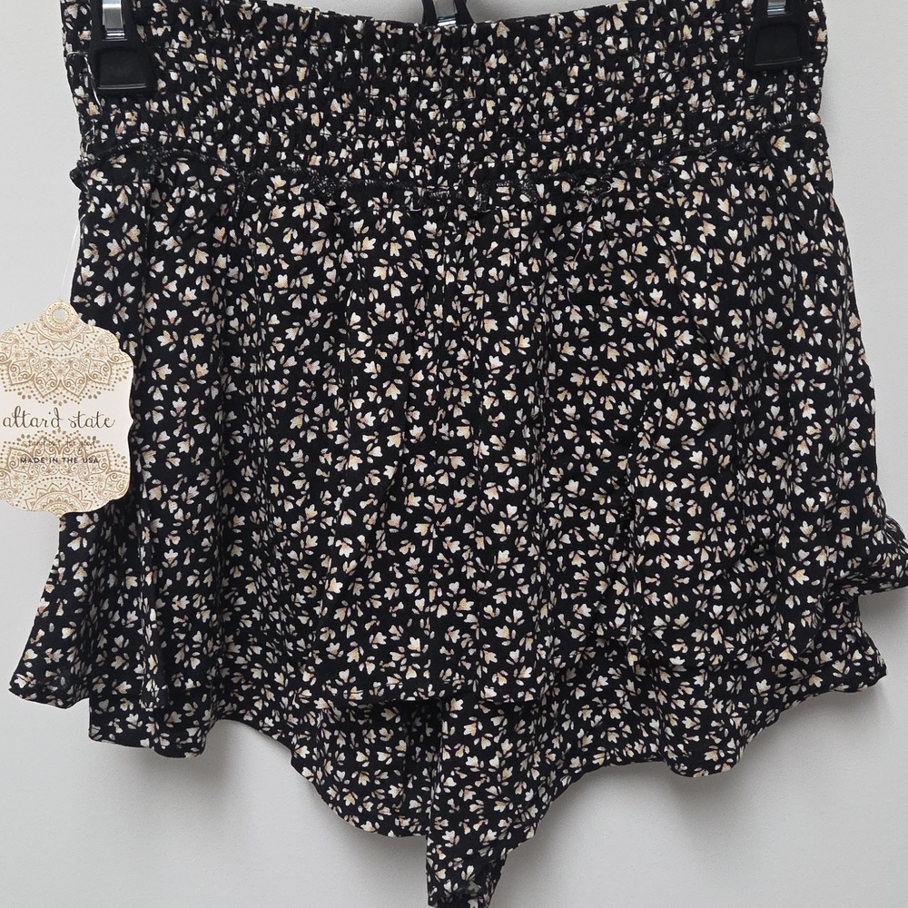 Altar'd State Black Floral Ruffle Hem Shorts - Picture 3 of 4